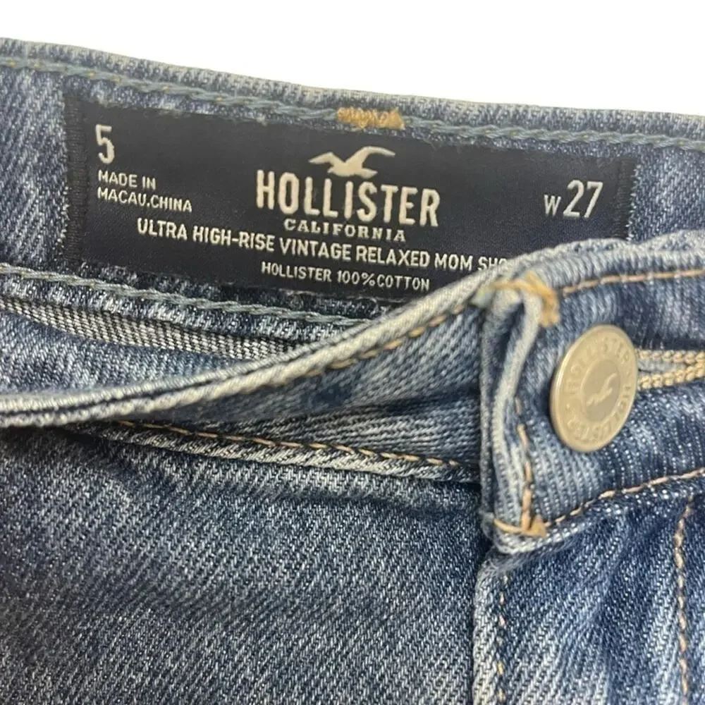 Hollister high-rise flower patch mom short size 5 27